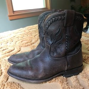 Frye Wyatt Bootie 6.5